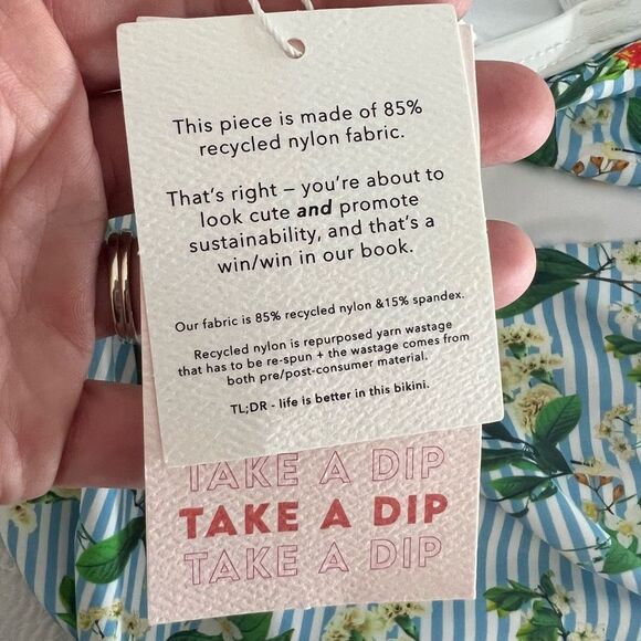 Dippin Daisy's Women's Multicolor Floral Striped‎ One Piece Swimsuit Medium NWT - Picture 10 of 13